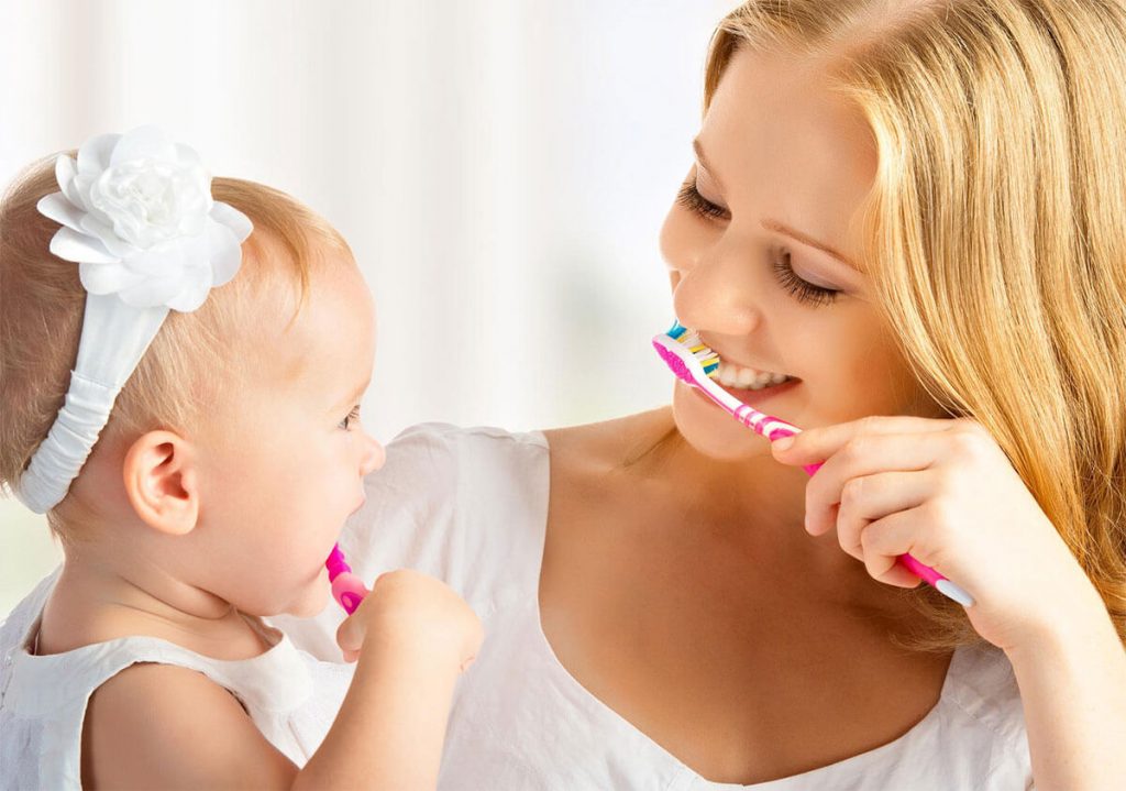 Chăm sóc răng miệng cho trẻ ăn dặm